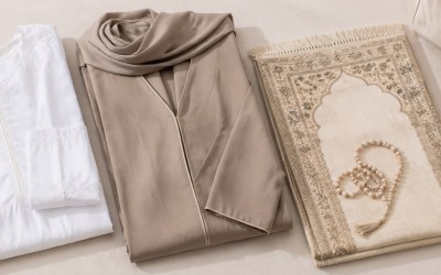 Umrah Clothing Checklist for Women: What to Pack